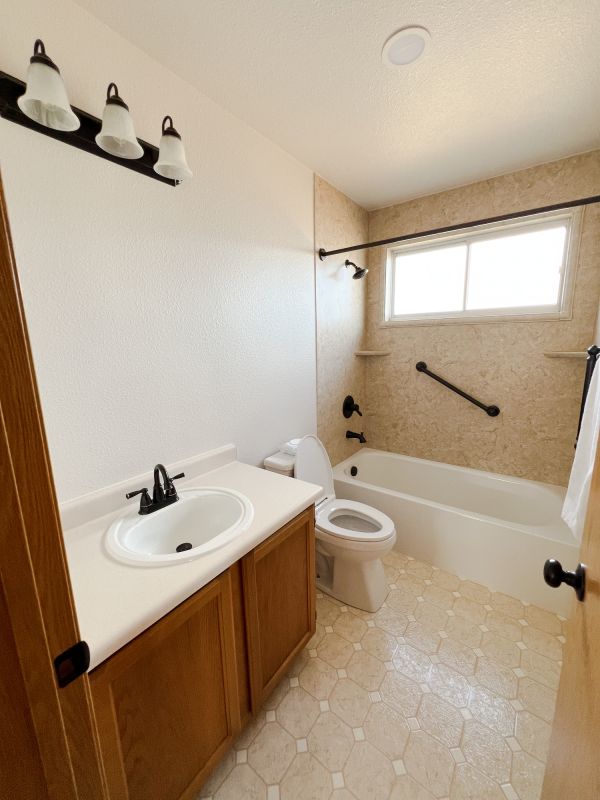 Top Bathroom Remodeling Companies in Wentzville, MO